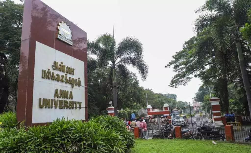 Chennai Anna University के प्रोफेसर यौन उत्पीड़न मामले में गिरफ्तार Chennai Anna University के प्रोफेसर यौन उत्पीड़न मामले में गिरफ्तार