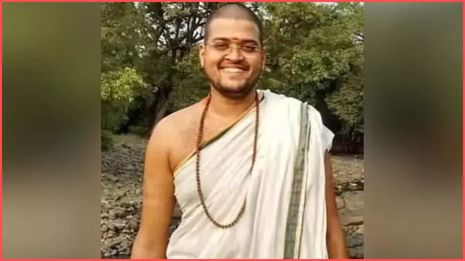 रेप केस: ऋषिकेश वैद्य गिरफ्तार, एक और स्वयंभू बाबा पर कसा कानून का शिकंजा रेप केस: ऋषिकेश वैद्य गिरफ्तार, एक और स्वयंभू बाबा पर कसा कानून का शिकंजा