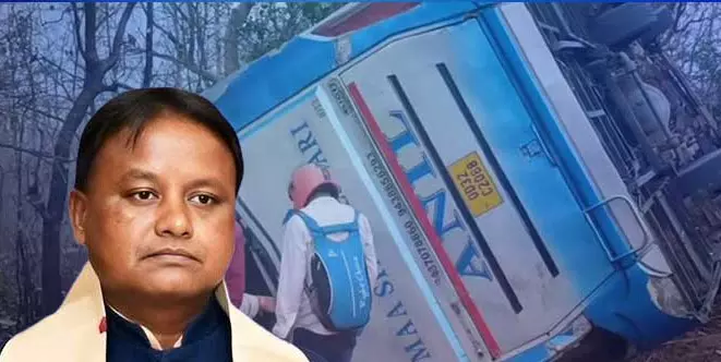 नयागढ़ बस हादसा, CM Majhi ने हादसे के पीड़ितों के लिए 4 लाख रुपये की अनुग्रह राशि की घोषणा की नयागढ़ बस हादसा, CM Majhi ने हादसे के पीड़ितों के लिए 4 लाख रुपये की अनुग्रह राशि की घोषणा की