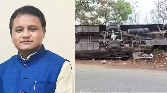 CM मोहन माझी ने नयागढ़ पर्यटक बस हादसे के पीड़ितों के लिए 4 लाख रुपये की अनुग्रह राशि की घोषणा की। CM मोहन माझी ने नयागढ़ पर्यटक बस हादसे के पीड़ितों के लिए 4 लाख रुपये की अनुग्रह राशि की घोषणा की।