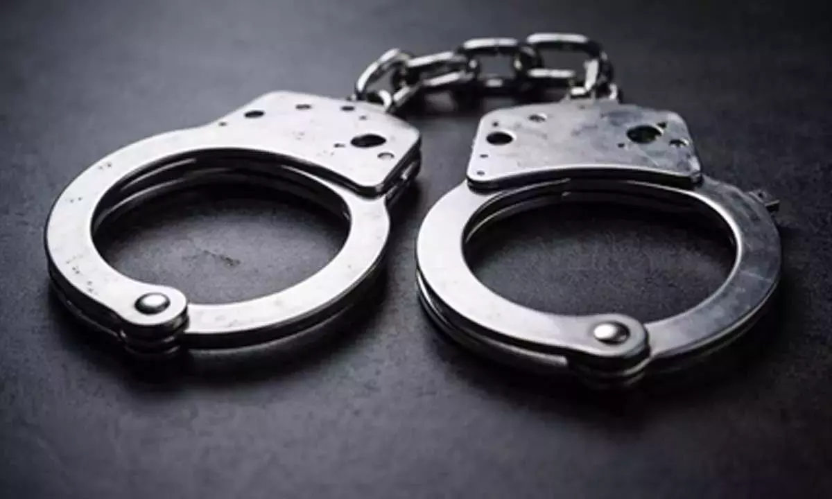 Andhra: विजयवाड़ा आतंकी लिंक मामले में सभी 12 गिरफ्तार Andhra: विजयवाड़ा आतंकी लिंक मामले में सभी 12 गिरफ्तार
