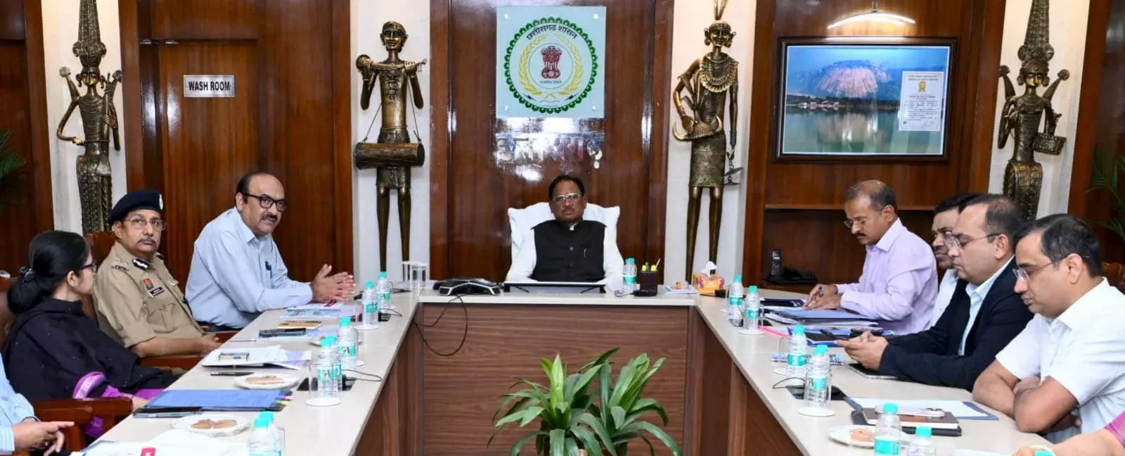 पेट्रोलियम गैस और उर्वरक की पर्याप्त उपलब्धता, अफवाहों से दूर रहने की अपील पेट्रोलियम गैस और उर्वरक की पर्याप्त उपलब्धता, अफवाहों से दूर रहने की अपील