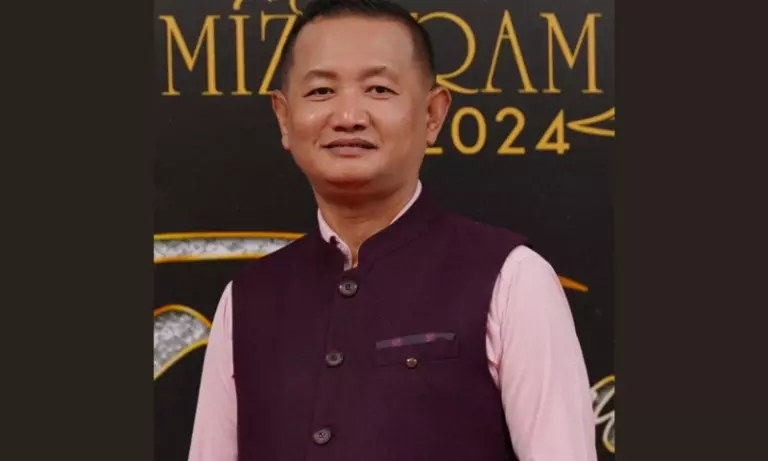 Mizoram : जर्नलिस्ट एसोसिएशन ने नई एग्जीक्यूटिव चुनी, इन्वेस्टिगेटिव जर्नलिज्म पर जोर दिया Mizoram : जर्नलिस्ट एसोसिएशन ने नई एग्जीक्यूटिव चुनी, इन्वेस्टिगेटिव जर्नलिज्म पर जोर दिया