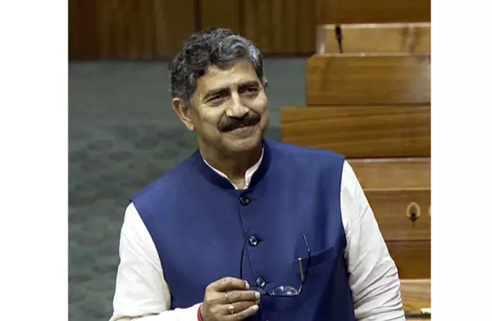 Jugal ने जम्मू-कटरा रेल लाइन के दोहरीकरण की वकालत की Jugal ने जम्मू-कटरा रेल लाइन के दोहरीकरण की वकालत की