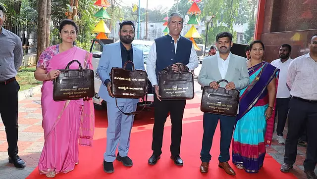 Bengaluru नॉर्थ म्युनिसिपल कॉर्पोरेशन ने अपना पहला बजट पेश किया Bengaluru नॉर्थ म्युनिसिपल कॉर्पोरेशन ने अपना पहला बजट पेश किया