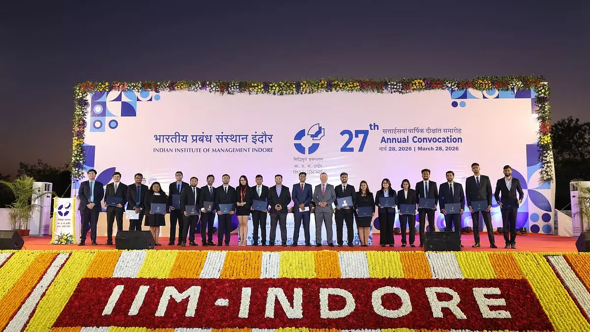 Indore : IIM-इंदौर ने 27वें सालाना दीक्षांत समारोह में एकेडमिक एक्सीलेंस का जश्न मनाया Indore : IIM-इंदौर ने 27वें सालाना दीक्षांत समारोह में एकेडमिक एक्सीलेंस का जश्न मनाया