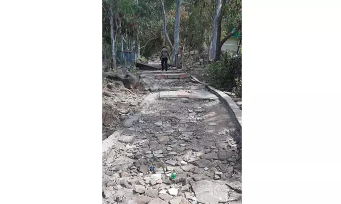 UDHAMPUR: स्थानीय लोगों ने गंगेरा हिल पार्क के जीर्णोद्धार की मांग की UDHAMPUR: स्थानीय लोगों ने गंगेरा हिल पार्क के जीर्णोद्धार की मांग की