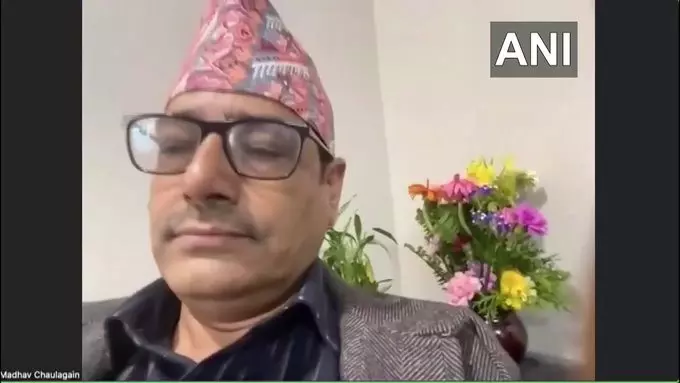 नेपाल के पूर्व पीएम केपी शर्मा ओली की गिरफ्तारी पर मंत्री माधव प्रसाद चौलागैन ने कहा नेपाल के पूर्व पीएम केपी शर्मा ओली की गिरफ्तारी पर मंत्री माधव प्रसाद चौलागैन ने कहा