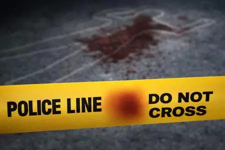 नाबालिग लड़की मिली मृत, पुलिस को दुष्कर्म और हत्या का शक नाबालिग लड़की मिली मृत, पुलिस को दुष्कर्म और हत्या का शक