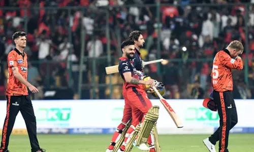 आईपीएल 2026: एसआरएच के खिलाफ जीत के साथ आरसीबी ने रचा इतिहास, आरआर का तोड़ा रिकॉर्ड आईपीएल 2026: एसआरएच के खिलाफ जीत के साथ आरसीबी ने रचा इतिहास, आरआर का तोड़ा रिकॉर्ड