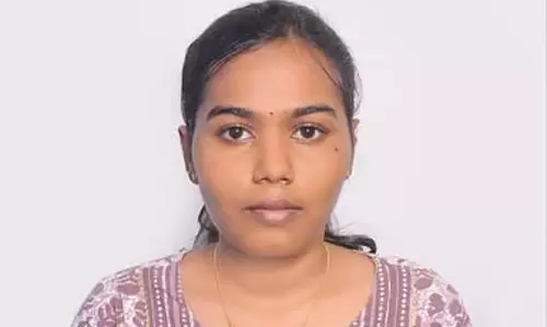 DMK ने 26 साल के युवा उम्मीदवार को मौका दिया DMK ने 26 साल के युवा उम्मीदवार को मौका दिया