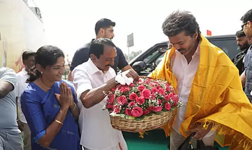 Tamil Nadu : पेरम्बूर और कोलाथुर में विजय के कैंपेन के लिए परमिशन Tamil Nadu : पेरम्बूर और कोलाथुर में विजय के कैंपेन के लिए परमिशन