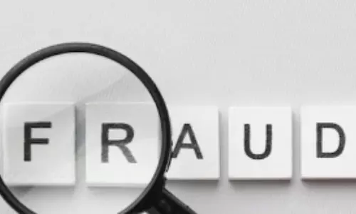 Mumbai : पुलिस ने गुजरात की फर्म पर ₹4.61 करोड़ के लोन फ्रॉड केस में केस दर्ज किया Mumbai : पुलिस ने गुजरात की फर्म पर ₹4.61 करोड़ के लोन फ्रॉड केस में केस दर्ज किया