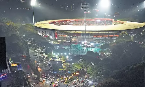 IPL टिकट विवाद: VIP पास मिलने के बावजूद मैदान में नहीं आए MLA IPL टिकट विवाद: VIP पास मिलने के बावजूद मैदान में नहीं आए MLA