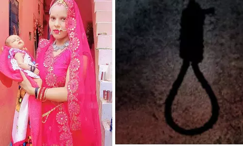 MP : मां ने बच्चे को मारने की कोशिश की, फांसी लगाई; बेटी की हालत गंभीर MP : मां ने बच्चे को मारने की कोशिश की, फांसी लगाई; बेटी की हालत गंभीर