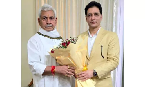 MLA, पूर्व उपमुख्यमंत्री ने एलजी से मुलाकात की MLA, पूर्व उपमुख्यमंत्री ने एलजी से मुलाकात की