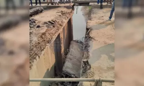 Assam : शिवसागर में गैमन ब्रिज गिरने पर गौरव गोगोई ने गडकरी को लिखा पत्र