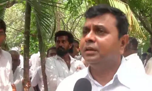 DMK नेता ने केंद्रीय राज्य मंत्री एल. मुरुगन के तमिलनाडु चुनाव लड़ने की अटकलों को लेकर BJP से किया सवाल DMK नेता ने केंद्रीय राज्य मंत्री एल. मुरुगन के तमिलनाडु चुनाव लड़ने की अटकलों को लेकर BJP से किया सवाल