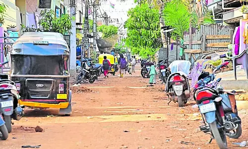 Davangere चुनाव प्रचार: विकास में असंतुलन की चर्चा फिर सामने आई Davangere चुनाव प्रचार: विकास में असंतुलन की चर्चा फिर सामने आई