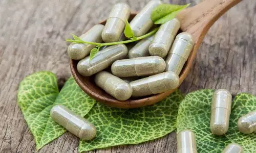 क्या आप herbal supplements का बहुत ज़्यादा इस्तेमाल कर रहे हैं? लेकिन सावधान रहें क्या आप herbal supplements का बहुत ज़्यादा इस्तेमाल कर रहे हैं? लेकिन सावधान रहें