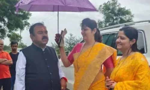SIT ने अशोक खराट केस में रूपाली चाकणकर को समन भेजा SIT ने अशोक खराट केस में रूपाली चाकणकर को समन भेजा