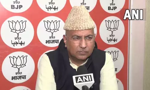 केरल में भ्रष्टाचार पर सियासत तेज, गुलाम अली खटाना का LDF-UDF पर हमला केरल में भ्रष्टाचार पर सियासत तेज, गुलाम अली खटाना का LDF-UDF पर हमला