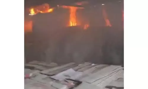 Ghaziabad की एक फ़ैक्टरी में लगी आग, किसी के हताहत होने की ख़बर नहीं