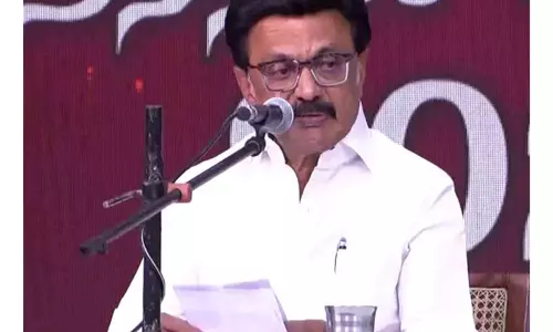 CM स्टालिन ने तमिलनाडु चुनावों के लिए DMK का घोषणापत्र जारी किया, कहा—फिर से सरकार बनाएंगे CM स्टालिन ने तमिलनाडु चुनावों के लिए DMK का घोषणापत्र जारी किया, कहा—फिर से सरकार बनाएंगे