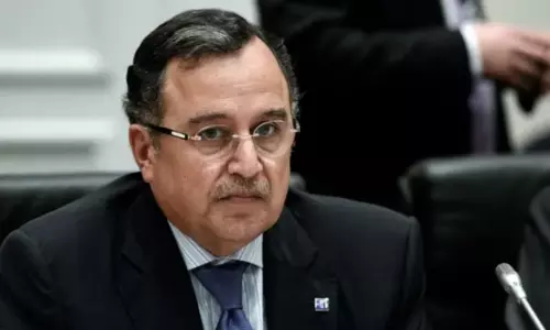 नबील फहमी Arab League के अगले सेक्रेटरी-जनरल बनने के लिए मंज़ूर नबील फहमी Arab League के अगले सेक्रेटरी-जनरल बनने के लिए मंज़ूर