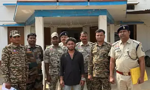 CG: बातचीत बंद होने पर युवती पर चाकू से हमला, आरोपी गिरफ्तार CG: बातचीत बंद होने पर युवती पर चाकू से हमला, आरोपी गिरफ्तार