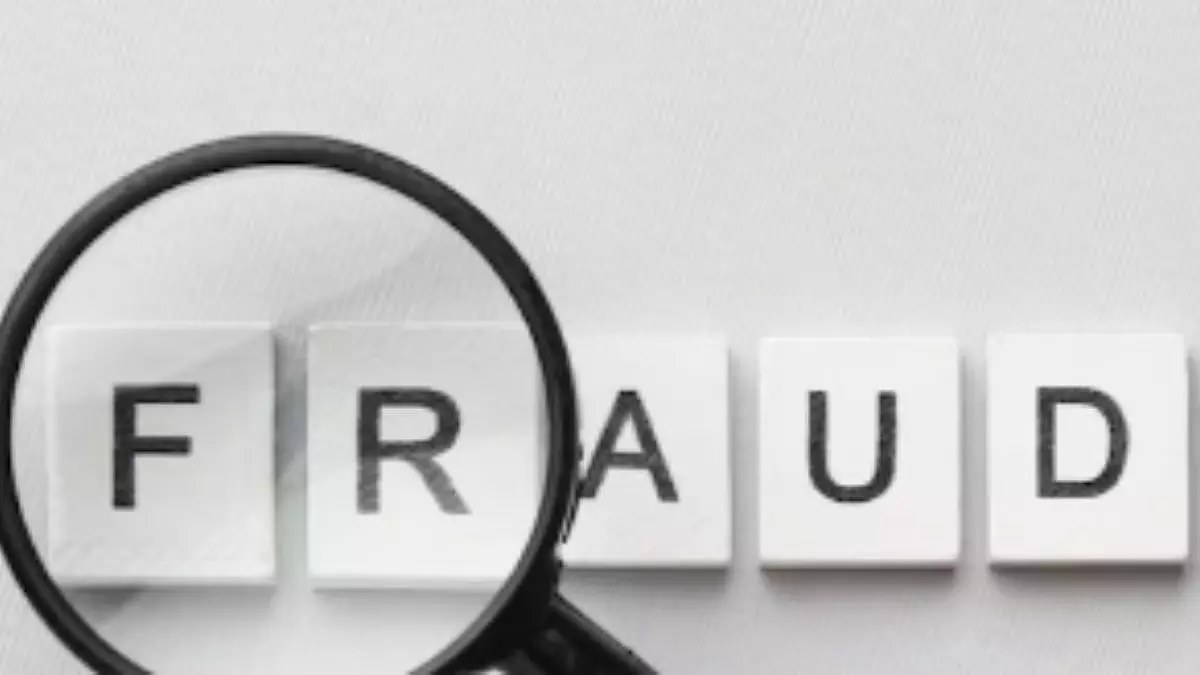 Mumbai : पुलिस ने गुजरात की फर्म पर ₹4.61 करोड़ के लोन फ्रॉड केस में केस दर्ज किया Mumbai : पुलिस ने गुजरात की फर्म पर ₹4.61 करोड़ के लोन फ्रॉड केस में केस दर्ज किया
