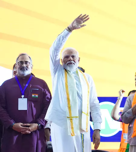 केरल में लोग एलडीएफ और यूडीएफ के कुशासन से नाखुश: प्रधानमंत्री मोदी केरल में लोग एलडीएफ और यूडीएफ के कुशासन से नाखुश: प्रधानमंत्री मोदी