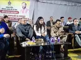 Kurukshetra MP ने अधिकारियों को चेतावनी, अधूरे प्रोजेक्ट्स पर होगी कार्रवाई Kurukshetra MP ने अधिकारियों को चेतावनी, अधूरे प्रोजेक्ट्स पर होगी कार्रवाई