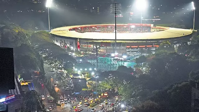 IPL टिकट विवाद: VIP पास मिलने के बावजूद मैदान में नहीं आए MLA IPL टिकट विवाद: VIP पास मिलने के बावजूद मैदान में नहीं आए MLA