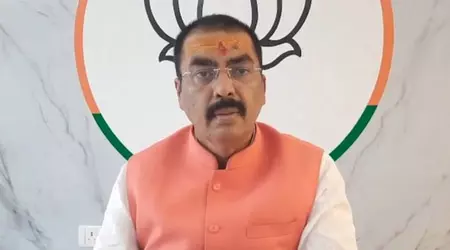 टीएमसी घुसपैठियों और रोहिंग्याओं को दे रही संरक्षणः संजय सरावगी टीएमसी घुसपैठियों और रोहिंग्याओं को दे रही संरक्षणः संजय सरावगी
