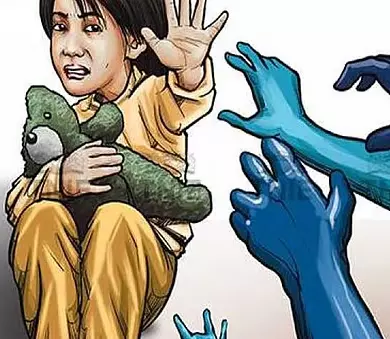 Bengaluru : 4 साल की बच्ची की पत्थर से कुचलकर बेरहमी से हत्या Bengaluru : 4 साल की बच्ची की पत्थर से कुचलकर बेरहमी से हत्या