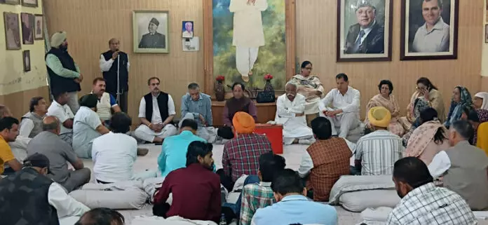 भाजपा का जम्मू स्मार्ट सिटी प्रोजेक्ट फेल हो गया: Sadhotra भाजपा का जम्मू स्मार्ट सिटी प्रोजेक्ट फेल हो गया: Sadhotra