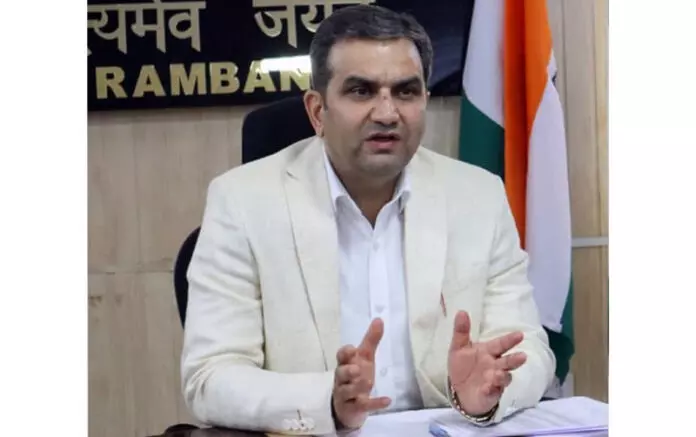 DC Ramban ने जिला टेलीकॉम कमेटी की मीटिंग की अध्यक्षता की DC Ramban ने जिला टेलीकॉम कमेटी की मीटिंग की अध्यक्षता की