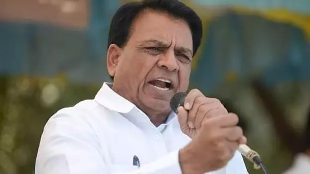 MP : राज्य में ईंधन की पर्याप्त आपूर्ति है, घबराने की जरूरत नहीं है, डिप्टी CM ने जबलपुर में कहा MP : राज्य में ईंधन की पर्याप्त आपूर्ति है, घबराने की जरूरत नहीं है, डिप्टी CM ने जबलपुर में कहा