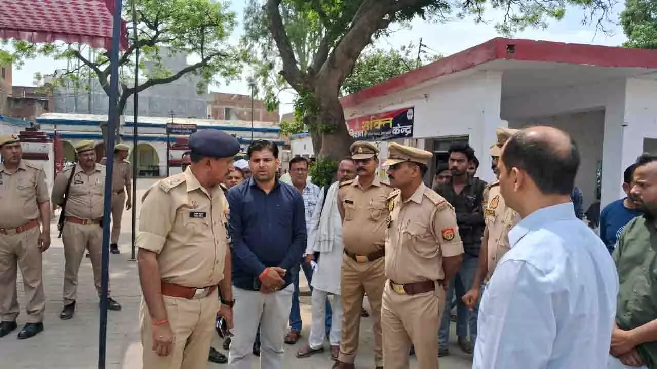 छात्रा ने खत्म की जिंदगी, गंदे कपड़े पहनकर स्कूल आने पर शिक्षिका की डांट से आहत हुई छात्रा ने खत्म की जिंदगी, गंदे कपड़े पहनकर स्कूल आने पर शिक्षिका की डांट से आहत हुई