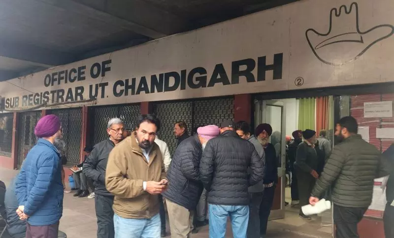Chandigarh एडमिन अप्रैल में 35 प्रॉपर्टीज़ का ई-ऑक्शन करने के लिए तैयार है Chandigarh एडमिन अप्रैल में 35 प्रॉपर्टीज़ का ई-ऑक्शन करने के लिए तैयार है