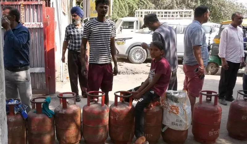 चंडीगढ़ में सिलेंडर पर निर्भरता कम करने के लिए 1 लाख PNG कनेक्शन देने की योजना चंडीगढ़ में सिलेंडर पर निर्भरता कम करने के लिए 1 लाख PNG कनेक्शन देने की योजना