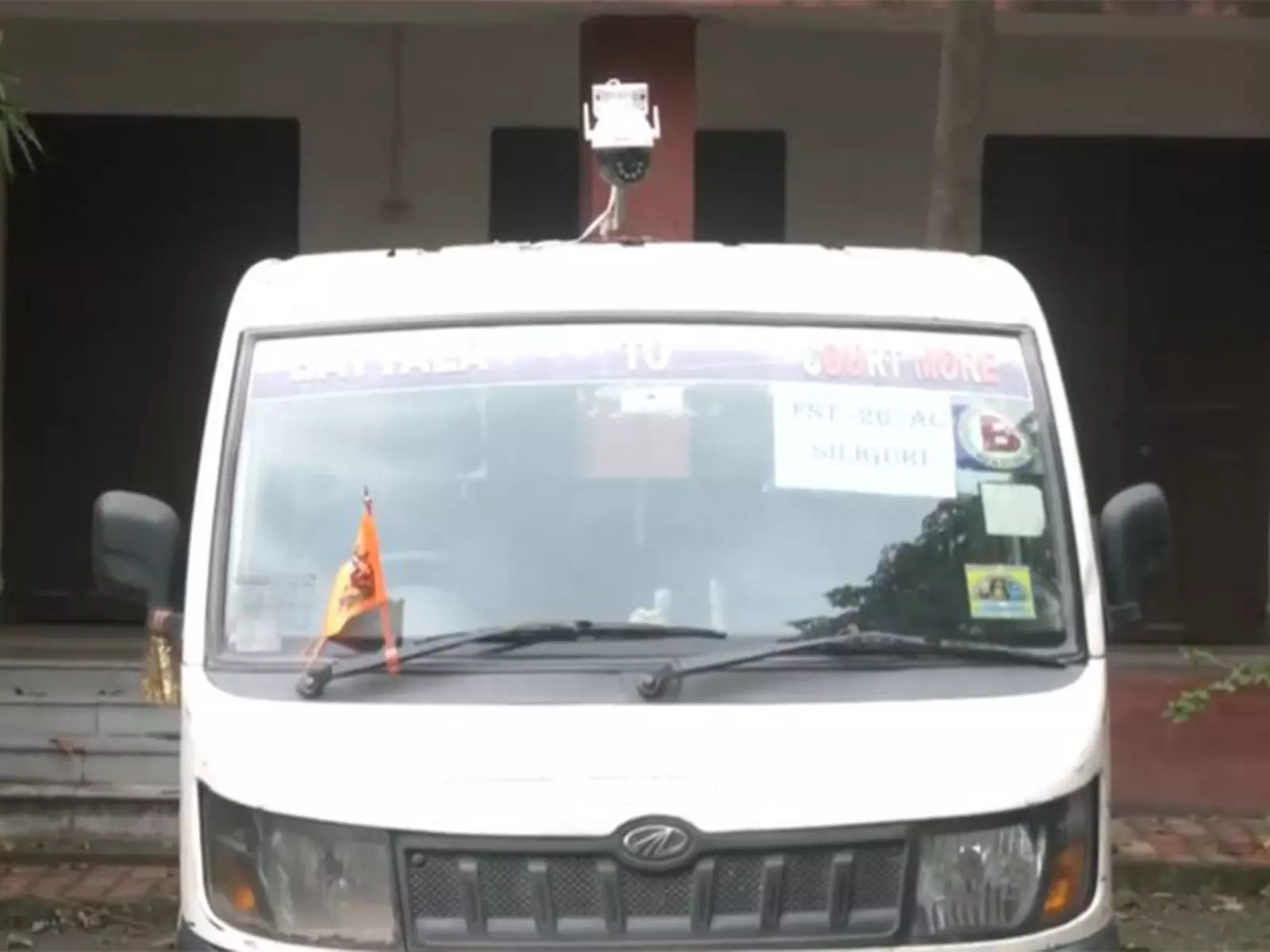 पश्चिम बंगाल: EC ने मतदान की रियल-टाइम वीडियो फ़ीड के लिए लाइव IP कैमरे लगाए पश्चिम बंगाल: EC ने मतदान की रियल-टाइम वीडियो फ़ीड के लिए लाइव IP कैमरे लगाए