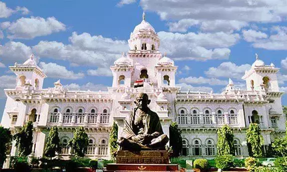 Telangana में माता-पिता मेंटेनेंस बिल पास Telangana में माता-पिता मेंटेनेंस बिल पास