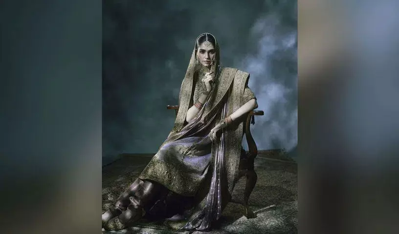 नम्रता शिरोडकर ने Hyderabad में दिवानी फ्लैगशिप स्टोर का उद्घाटन किया नम्रता शिरोडकर ने Hyderabad में दिवानी फ्लैगशिप स्टोर का उद्घाटन किया