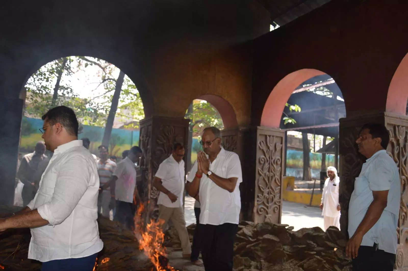पंचतत्व में विलीन हुई सांसद बृजमोहन अग्रवाल की चाची प्रेमलता अग्रवाल पंचतत्व में विलीन हुई सांसद बृजमोहन अग्रवाल की चाची प्रेमलता अग्रवाल