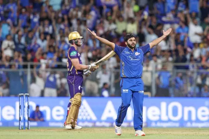 IPL 2026: Shardul Thakur ने दिलाई पहली सफलता, फिर भी KKR का दबदबा कायम IPL 2026: Shardul Thakur ने दिलाई पहली सफलता, फिर भी KKR का दबदबा कायम