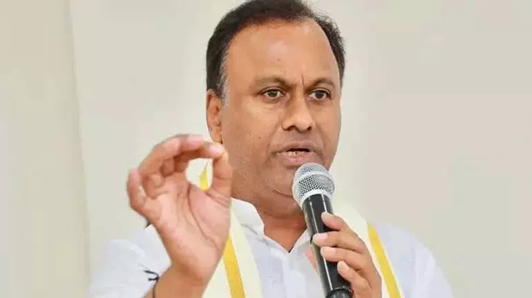 Funds only for CM and ministers constituencies: MLA Komatireddys concern Funds only for CM and ministers constituencies: MLA Komatireddys concern