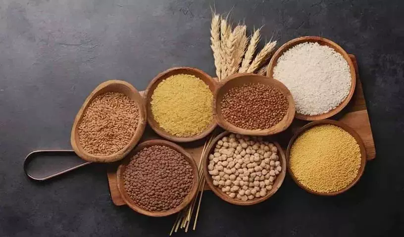 गर्मियों में बाजरा ज़रूर खाना चाहिए क्योंकि इसके ये Health Benefits हैं। हेल्थ एक्सपर्ट्स क्या कहते हैं? गर्मियों में बाजरा ज़रूर खाना चाहिए क्योंकि इसके ये Health Benefits हैं। हेल्थ एक्सपर्ट्स क्या कहते हैं?