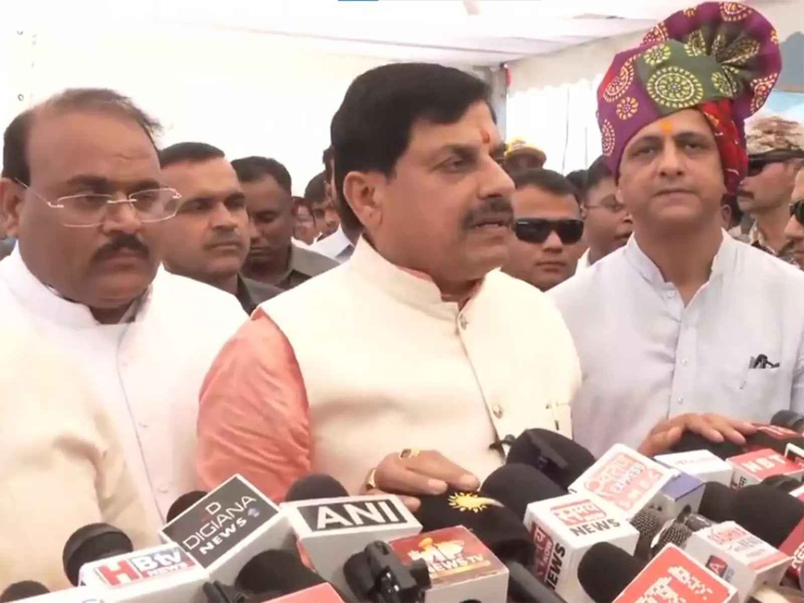 MP CM ने नर्मदा परियोजना के चौथे चरण की सराहना की MP CM ने नर्मदा परियोजना के चौथे चरण की सराहना की